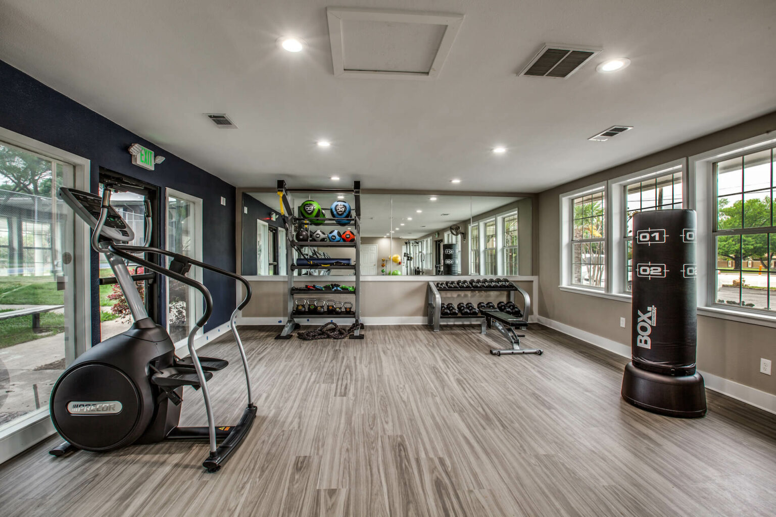 Luxury Apartments in Irving Texas Photos MacArthur Place 183