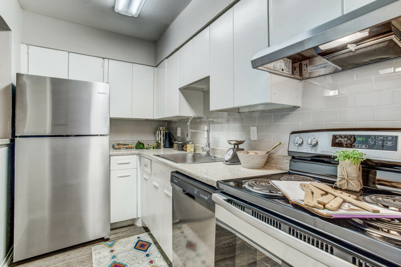 Luxury Apartments Irving TX MacArthur Place 183